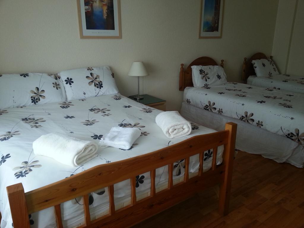 Llanion Lodge Saint Florence Pokoj fotografie