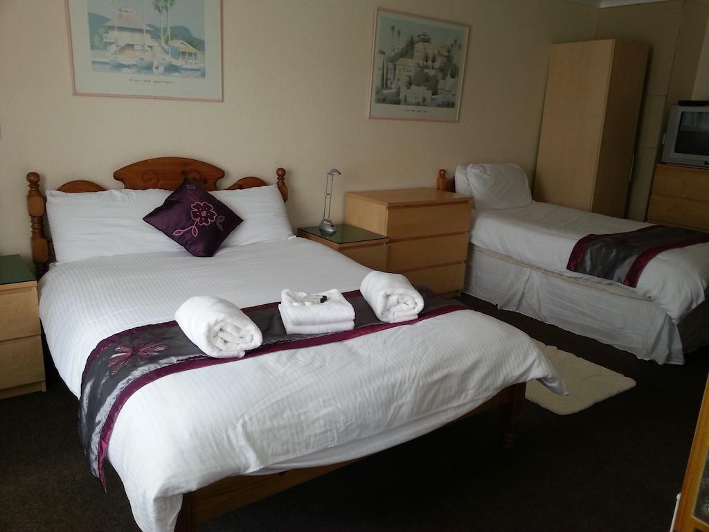 Llanion Lodge Saint Florence Pokoj fotografie