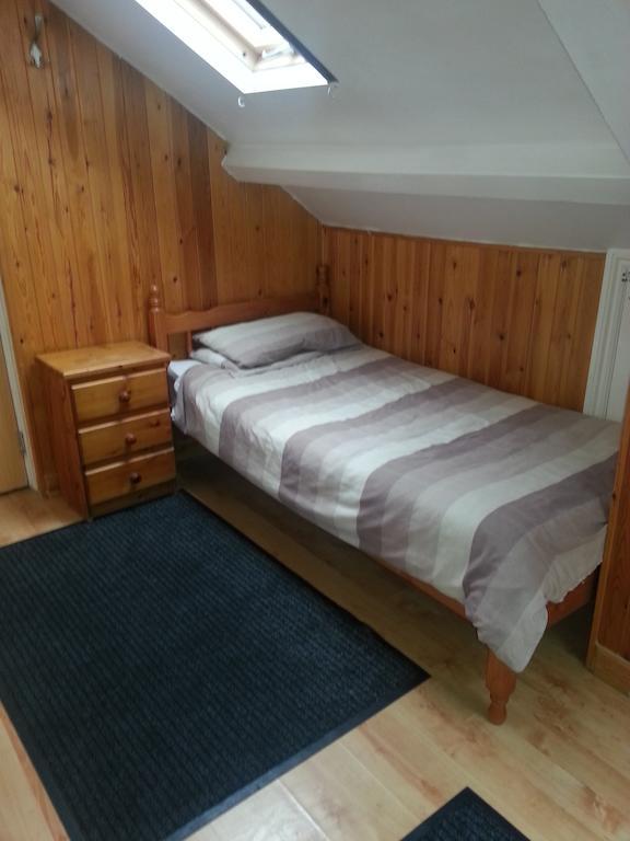 Llanion Lodge Saint Florence Pokoj fotografie
